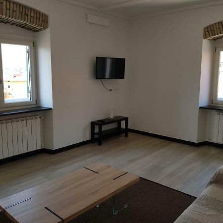 Casa Bea Apartment Imperia Bagian luar foto